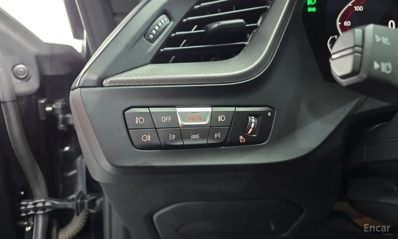 BMW 220 2022* FULL M-PACK* 7 DCT* КРАЙНА ЦЕНА, снимка 10 - Автомобили и джипове - 55009727