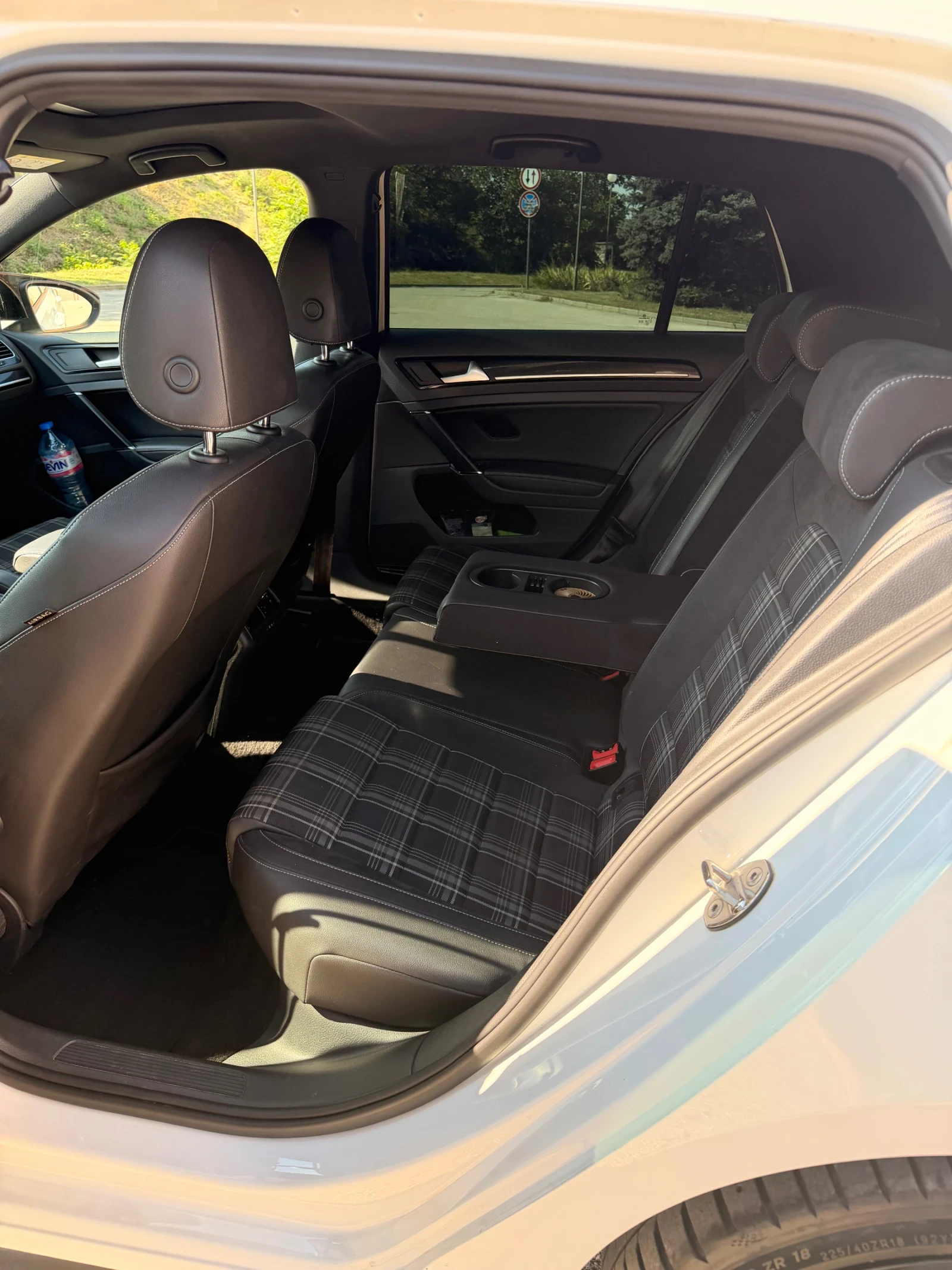 VW Golf, снимка 14 - Автомобили и джипове - 55364927