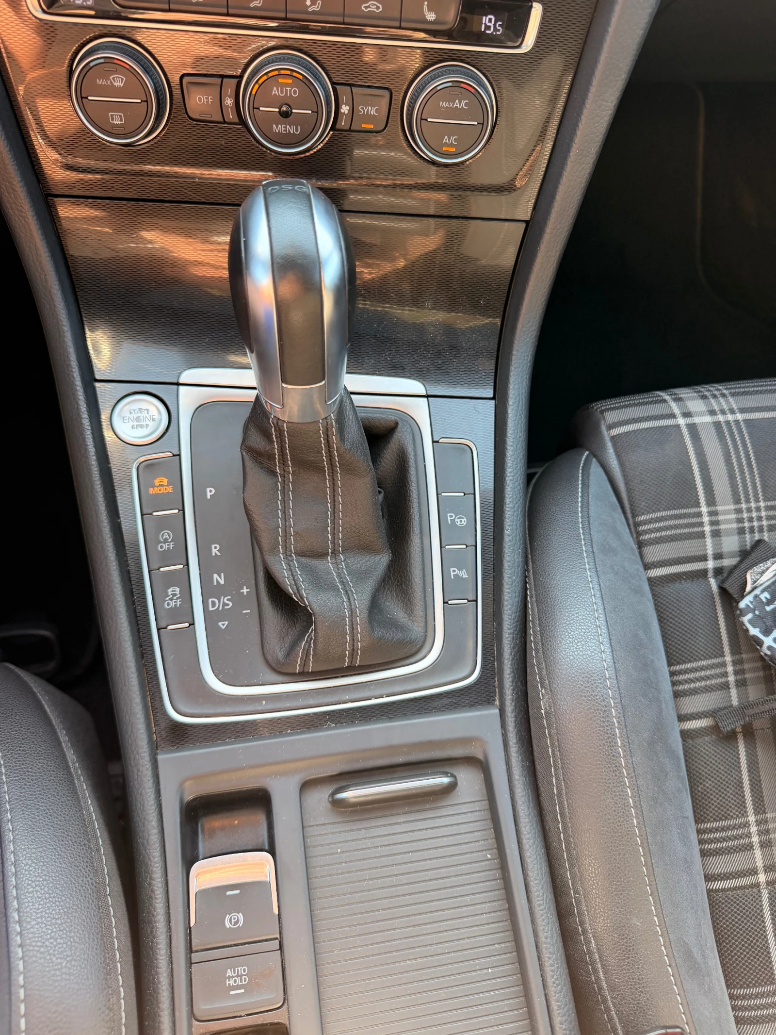 VW Golf, снимка 11 - Автомобили и джипове - 55364927