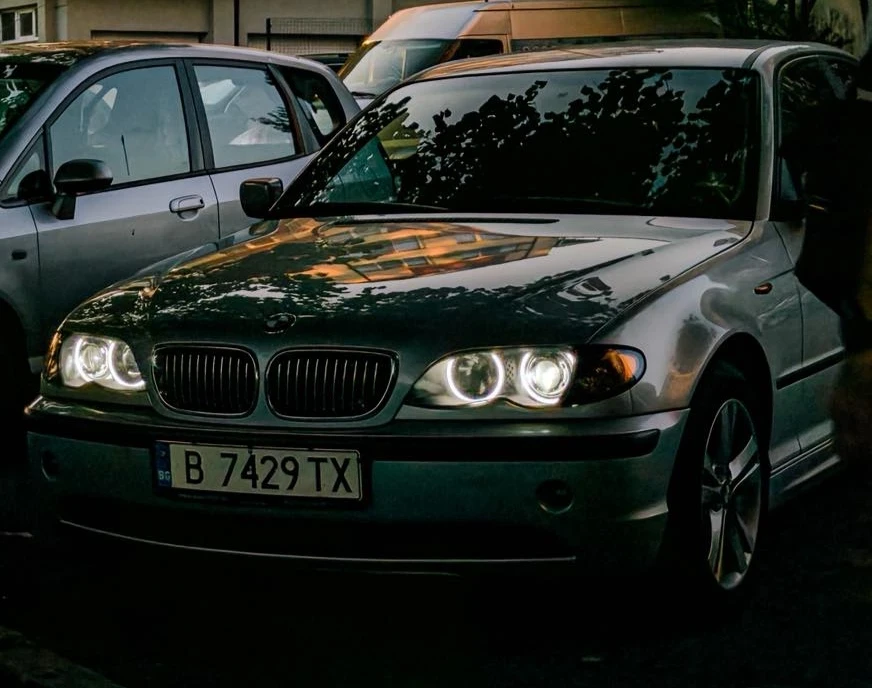 BMW 318 318i, снимка 14 - Автомобили и джипове - 55579657