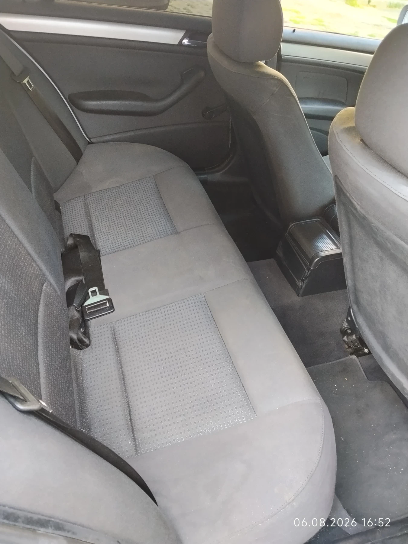BMW 318 318i, снимка 11 - Автомобили и джипове - 55579657