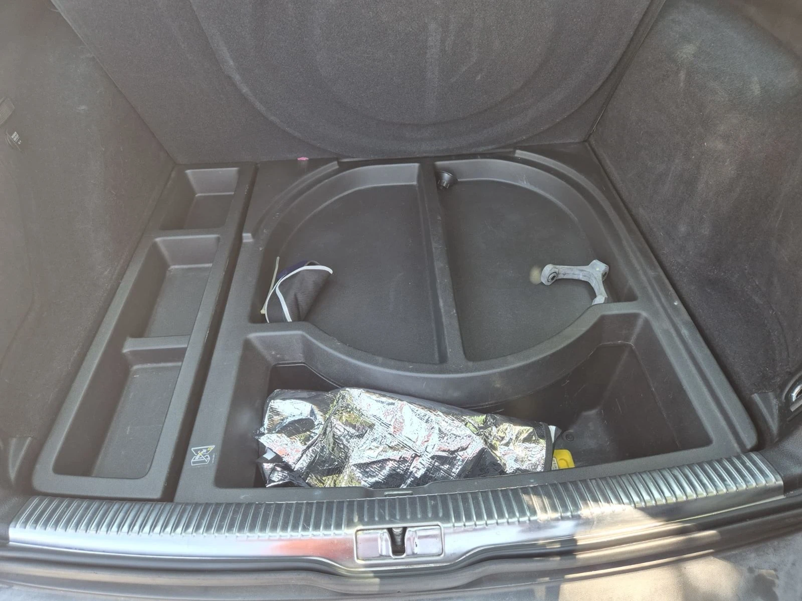 VW Bora 2.0 i, снимка 10 - Автомобили и джипове - 55877897