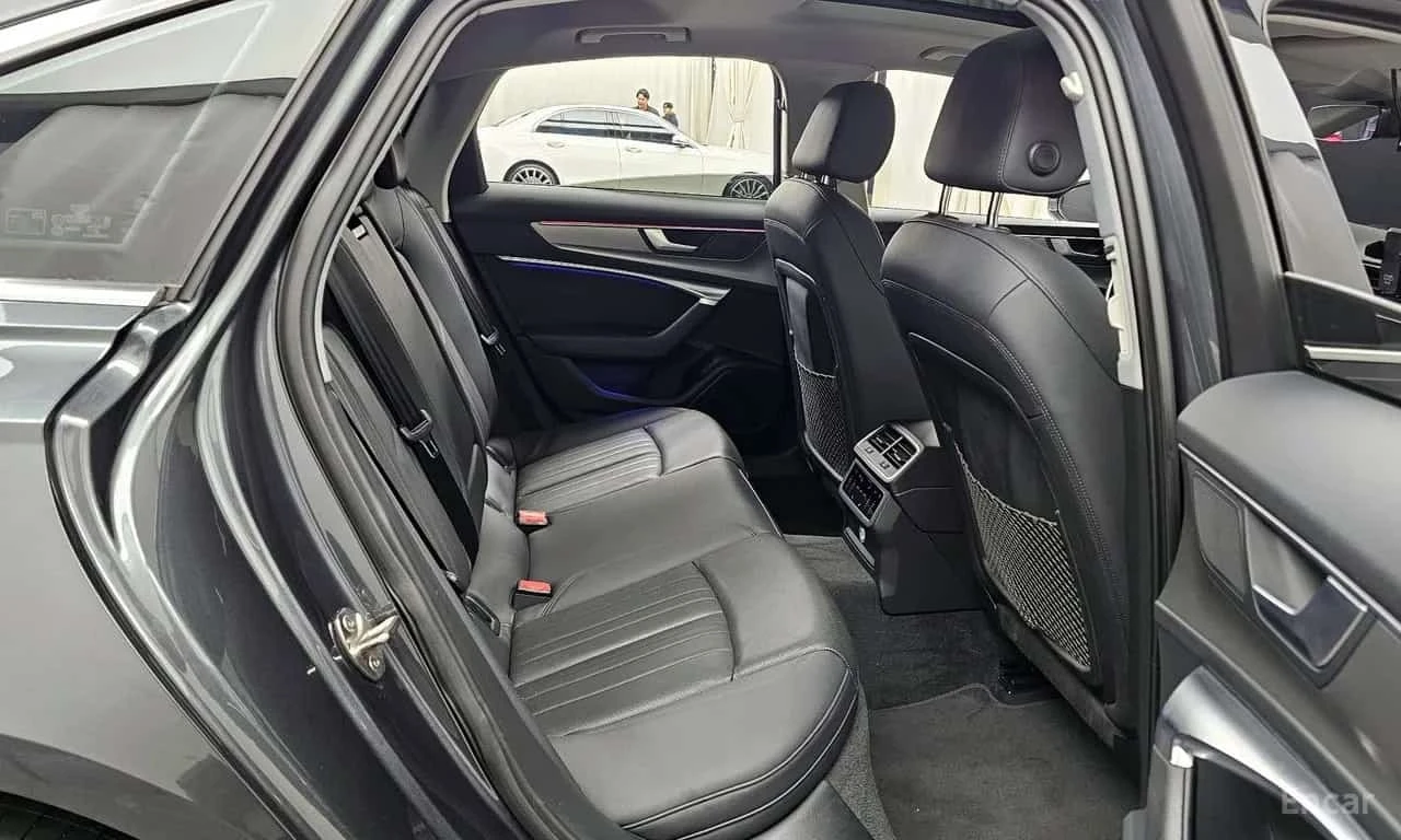 Audi A6 * 45 TFSI Quattro/ФИНАНСИРАНЕ, снимка 12 - Автомобили и джипове - 56341641