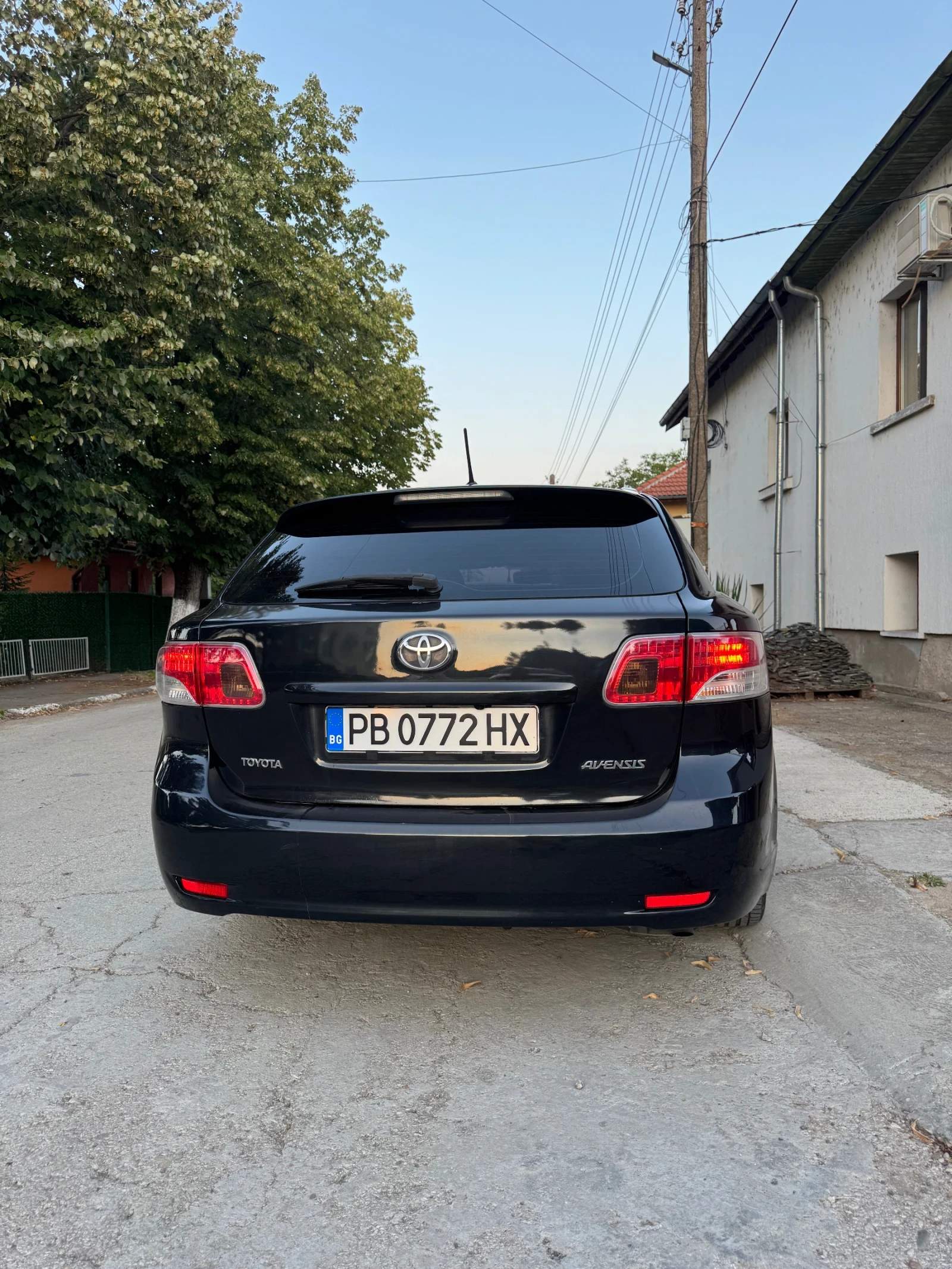 Toyota Avensis T27, снимка 3 - Автомобили и джипове - 56417008