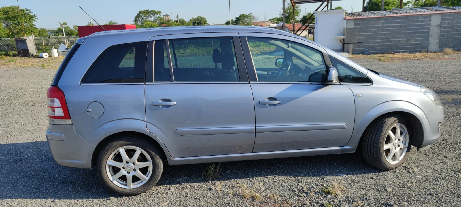Opel Zafira Ecco, снимка 4 - Автомобили и джипове - 56583936