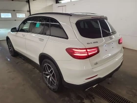 Mercedes-Benz GLC 300  CARFAX /Кожа/Подгрев/ПАНО/Навигация, снимка 4