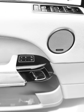 Land Rover Range Rover Sport 4.4* Лизинг* Бартер* , снимка 11