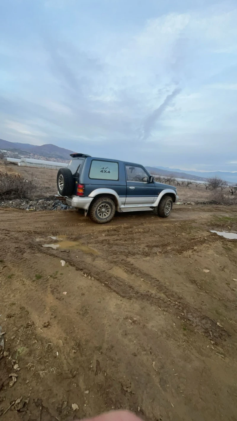 Mitsubishi Pajero, снимка 1 - Автомобили и джипове - 49228946