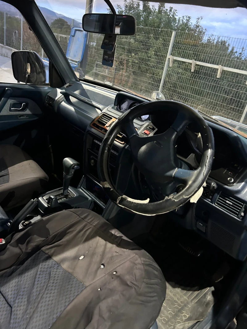 Mitsubishi Pajero, снимка 6 - Автомобили и джипове - 47523735