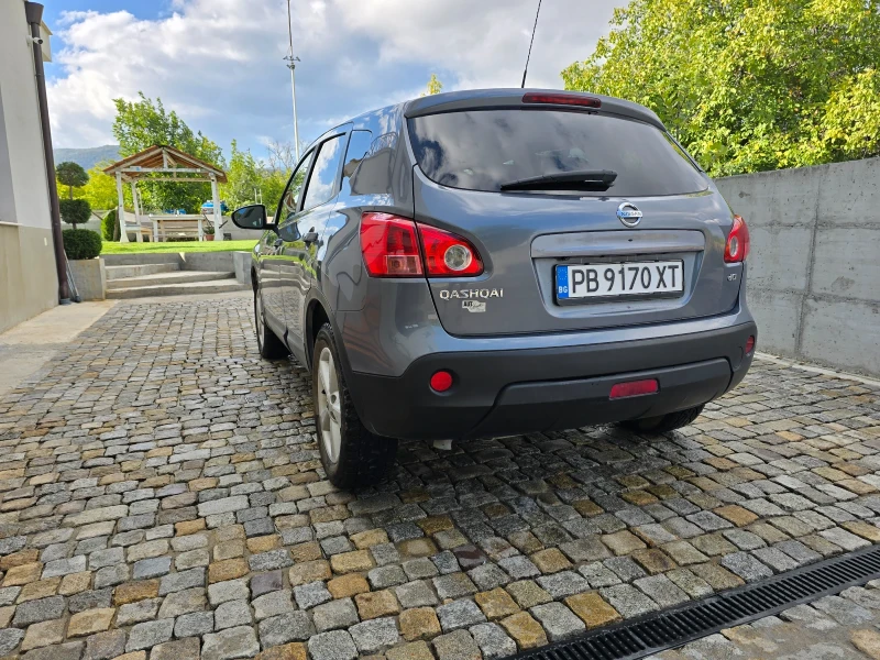 Nissan Qashqai 2.0D 4x4, снимка 7 - Автомобили и джипове - 47804016