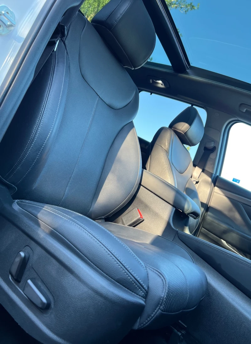 Hyundai Santa fe -360-Камери+ Панорама+ Обдухване+ ТУРБО+ FULL ! !, снимка 12 - Автомобили и джипове - 52264227