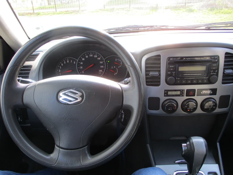 Suzuki Grand vitara 1.6 Фейслифт, снимка 10 - Автомобили и джипове - 52477405