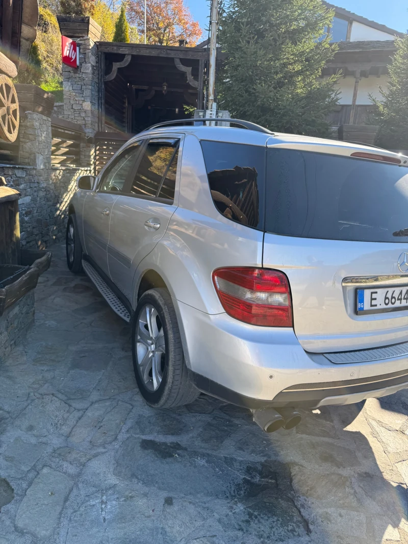 Mercedes-Benz ML 320, снимка 3 - Автомобили и джипове - 52790200
