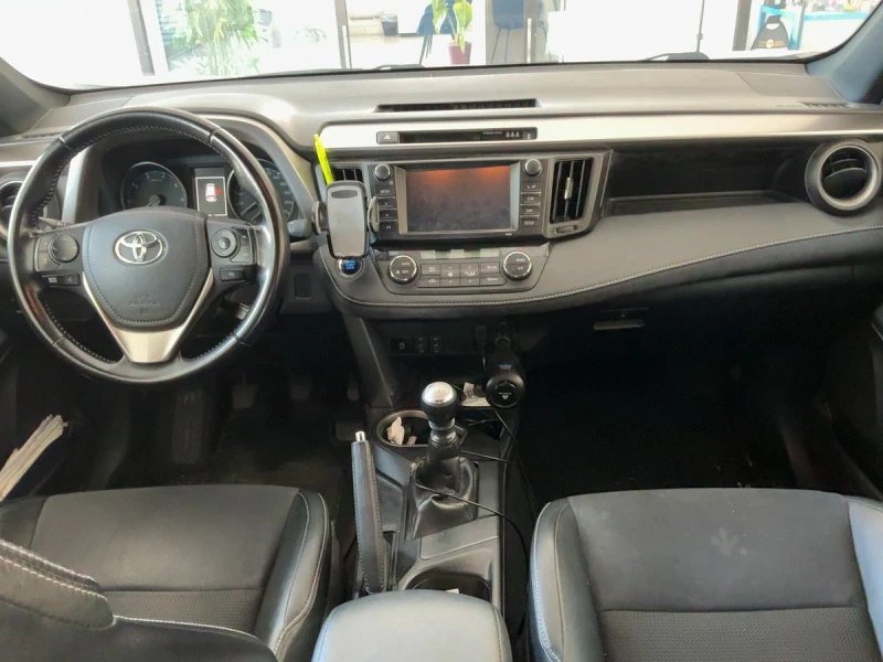 Toyota Rav4 2, 0 D4D facelift, снимка 8 - Автомобили и джипове - 52885491