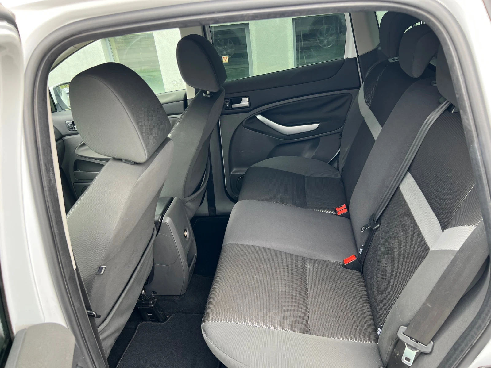 Ford Kuga 2.0 TDCI - изображение 10