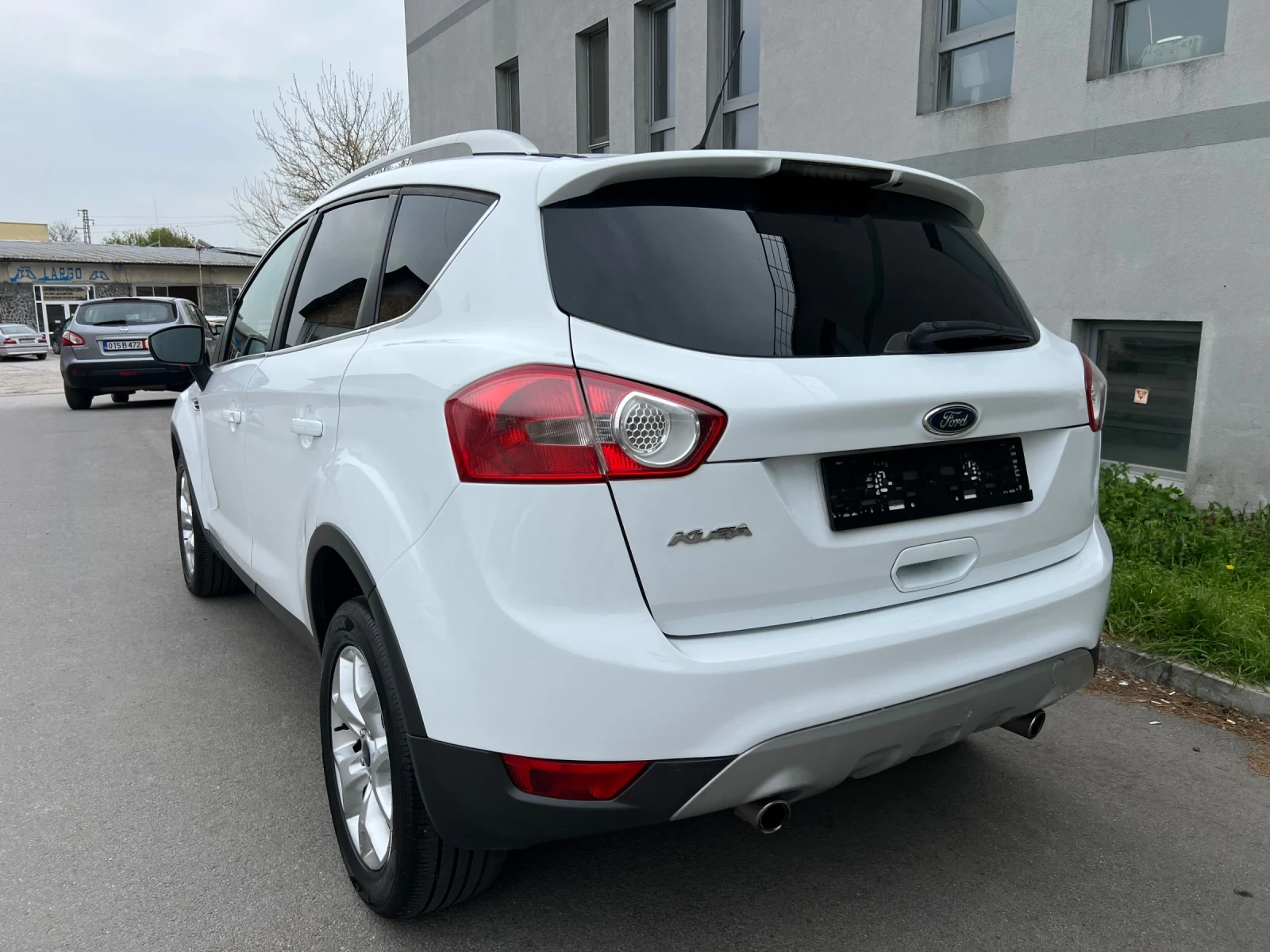Ford Kuga 2.0 TDCI - изображение 6