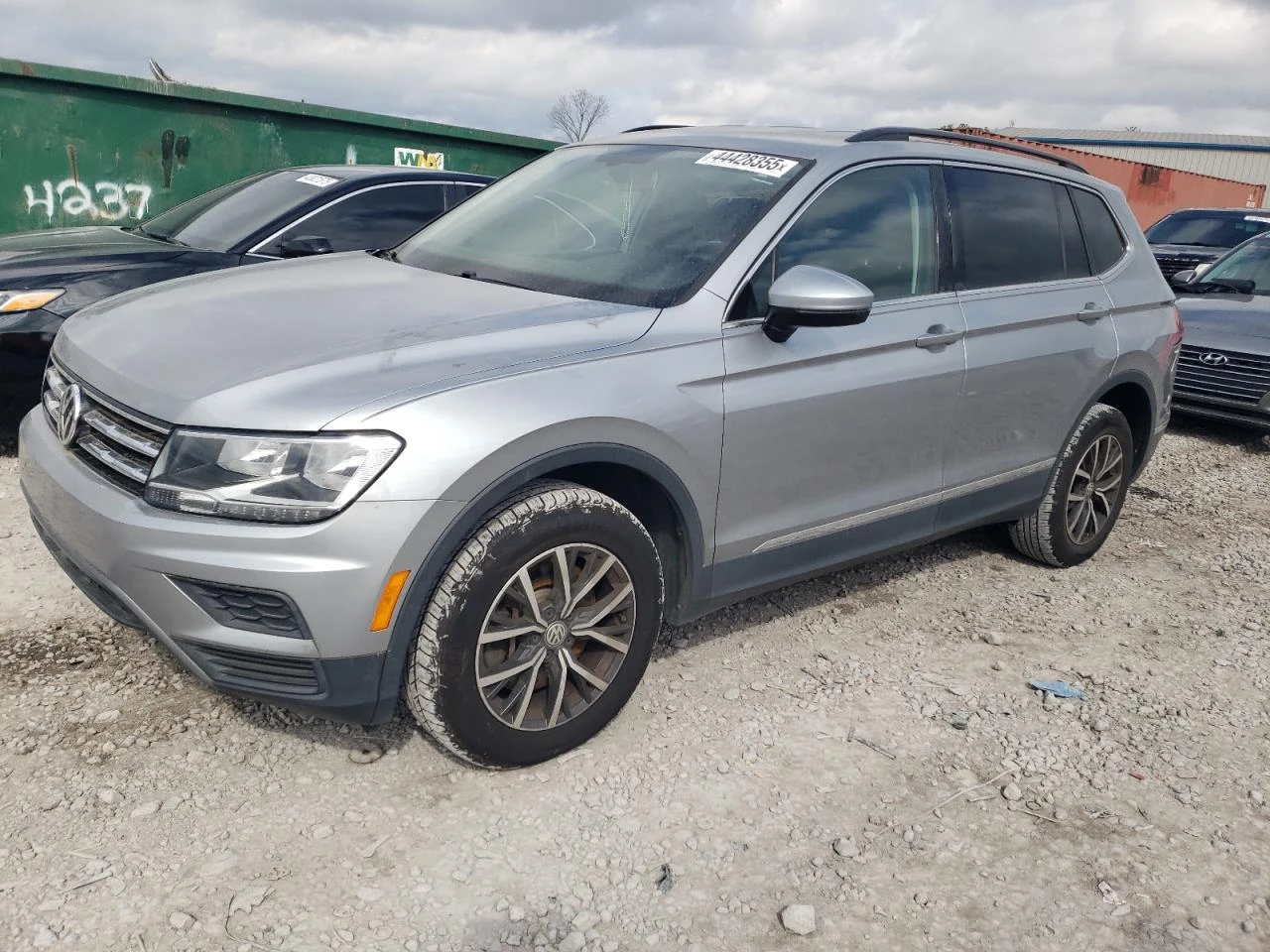 VW Tiguan ПЕРФЕКТЕН* РЕАЛНИ КМ - изображение 3