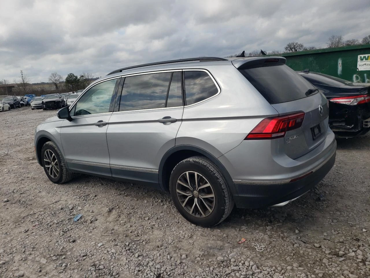 VW Tiguan ПЕРФЕКТЕН* РЕАЛНИ КМ - изображение 6