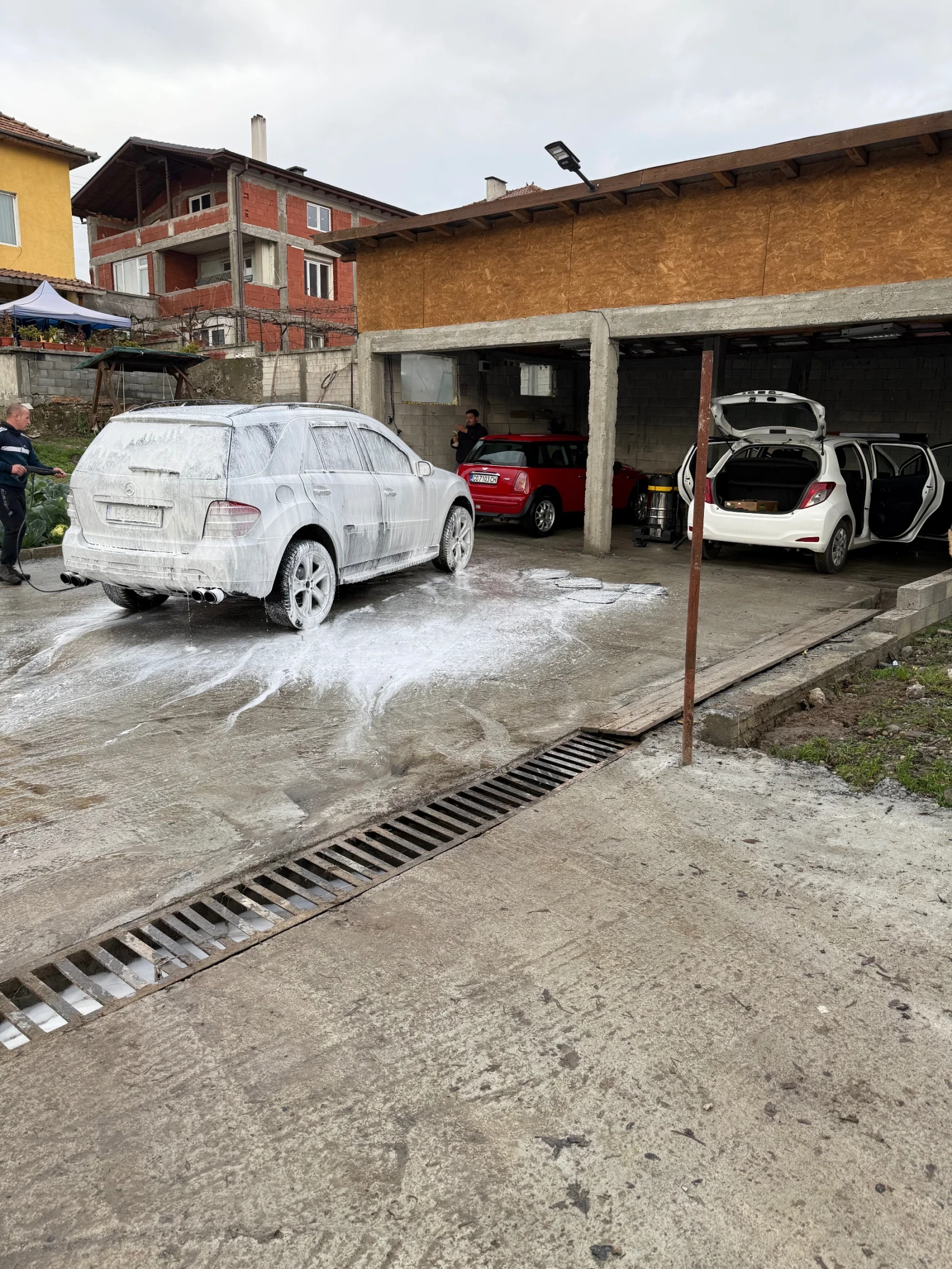 Mercedes-Benz ML 320  - изображение 4