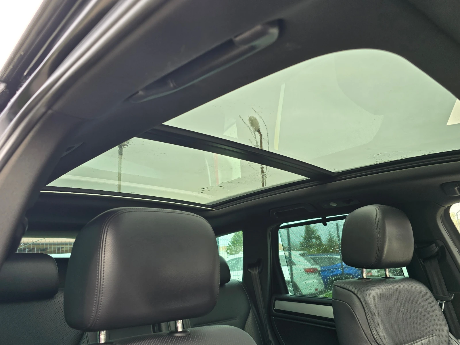 VW Touareg 3.0TDi-v6/4x-motion/Авт./Лизинг, снимка 15 - Автомобили и джипове - 54222974