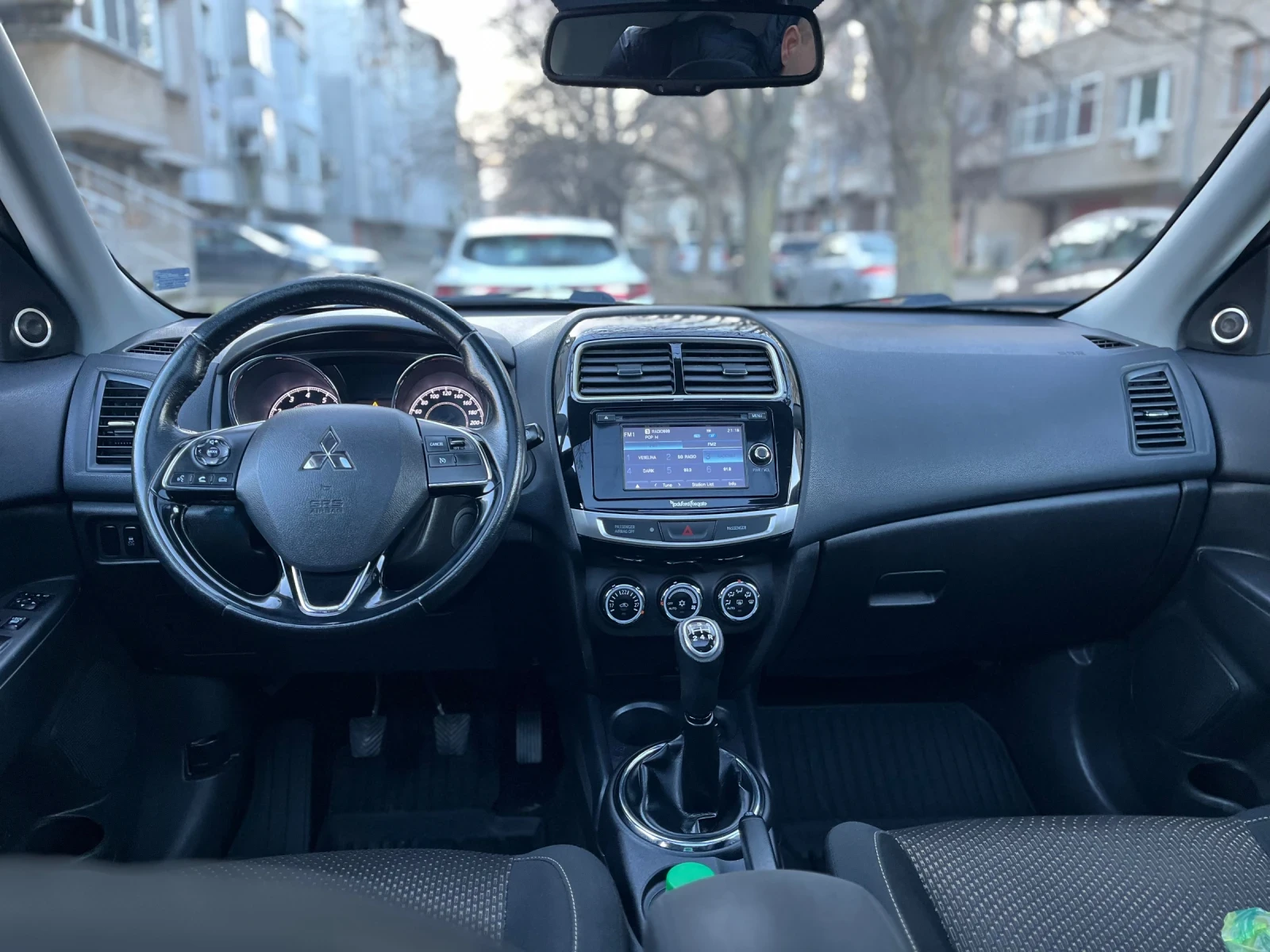 Mitsubishi ASX 1.6 facelift panorama , снимка 9 - Автомобили и джипове - 54306517