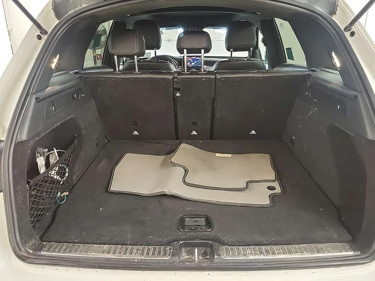 Mercedes-Benz GLC 300  CARFAX /Кожа/Подгрев/ПАНО/Навигация, снимка 14 - Автомобили и джипове - 55590133