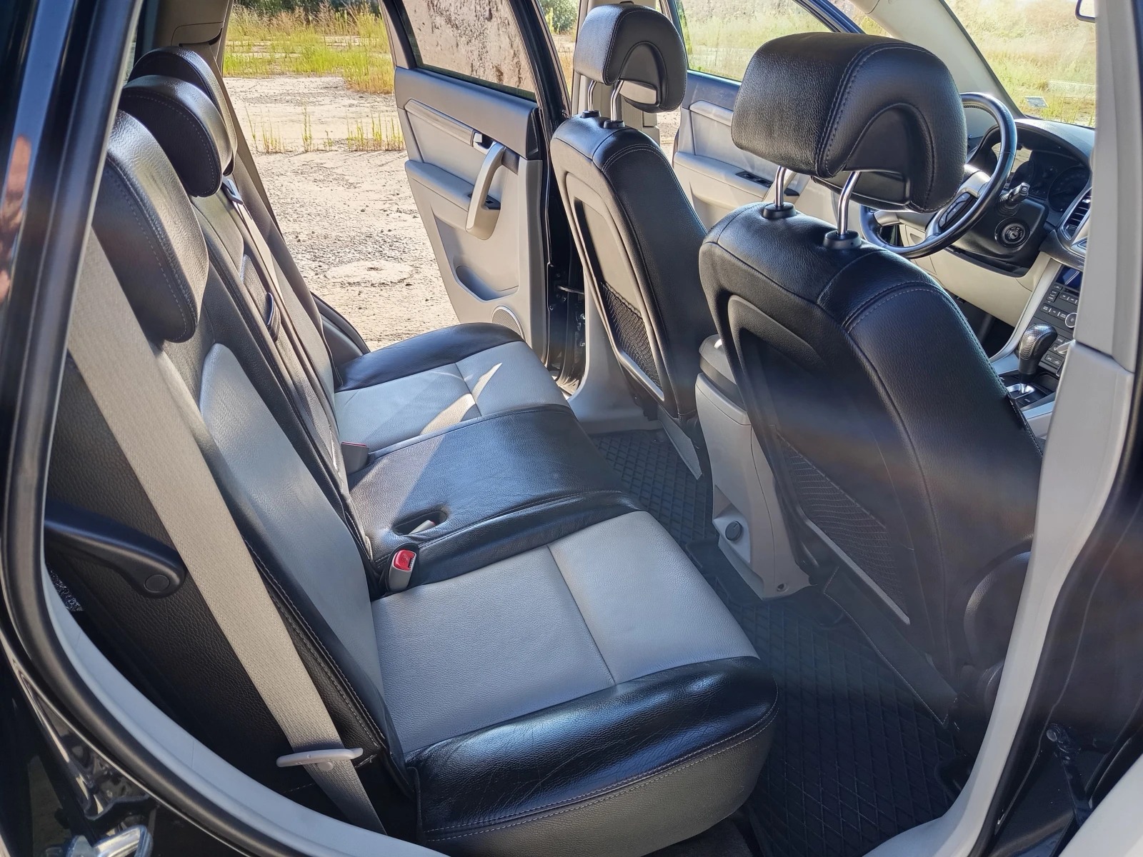 Chevrolet Captiva NAVI, снимка 12 - Автомобили и джипове - 55699982