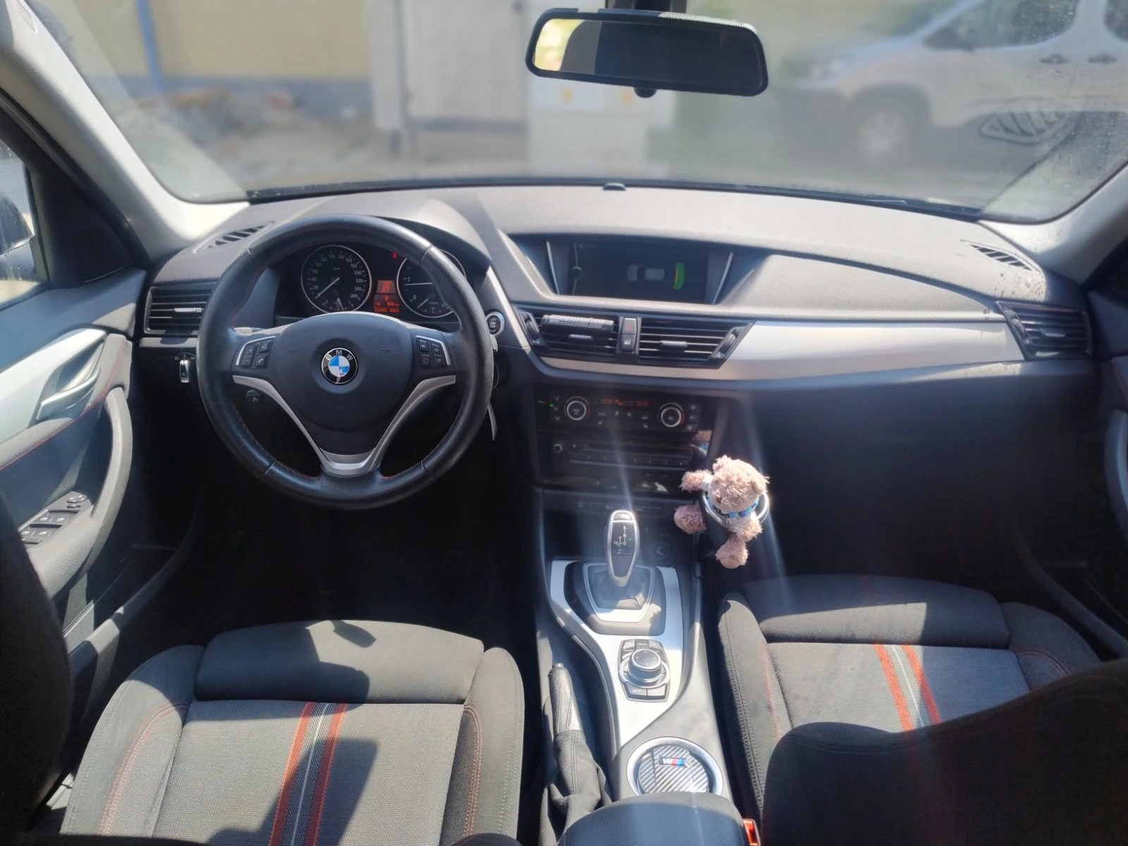 BMW X1 E84, снимка 9 - Автомобили и джипове - 55768850