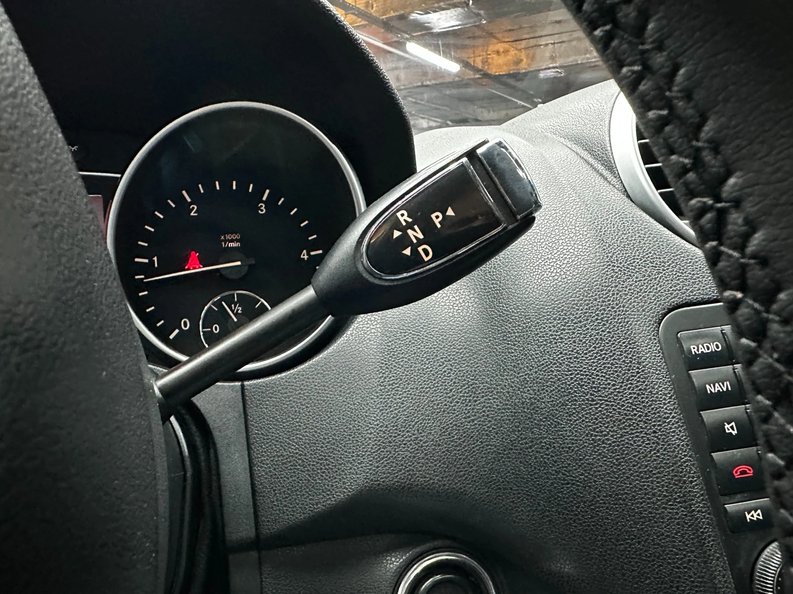 Mercedes-Benz ML 320 3.0d 224 к.с./4matic , снимка 15 - Автомобили и джипове - 56313504