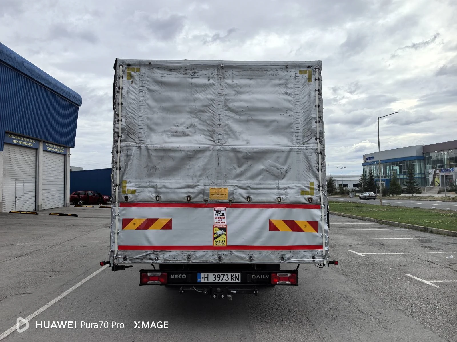 Iveco Daily, снимка 4 - Бусове и автобуси - 54392211