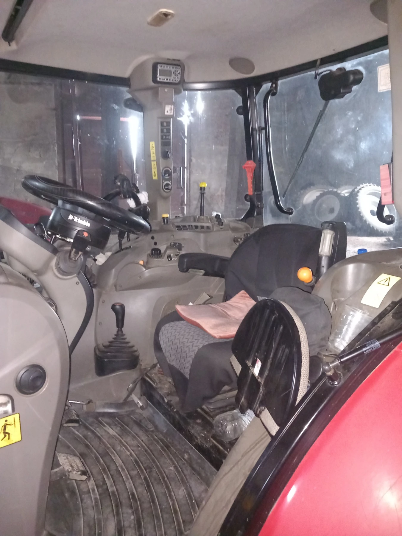 Трактор CASE IH FARMALL 115U - изображение 8