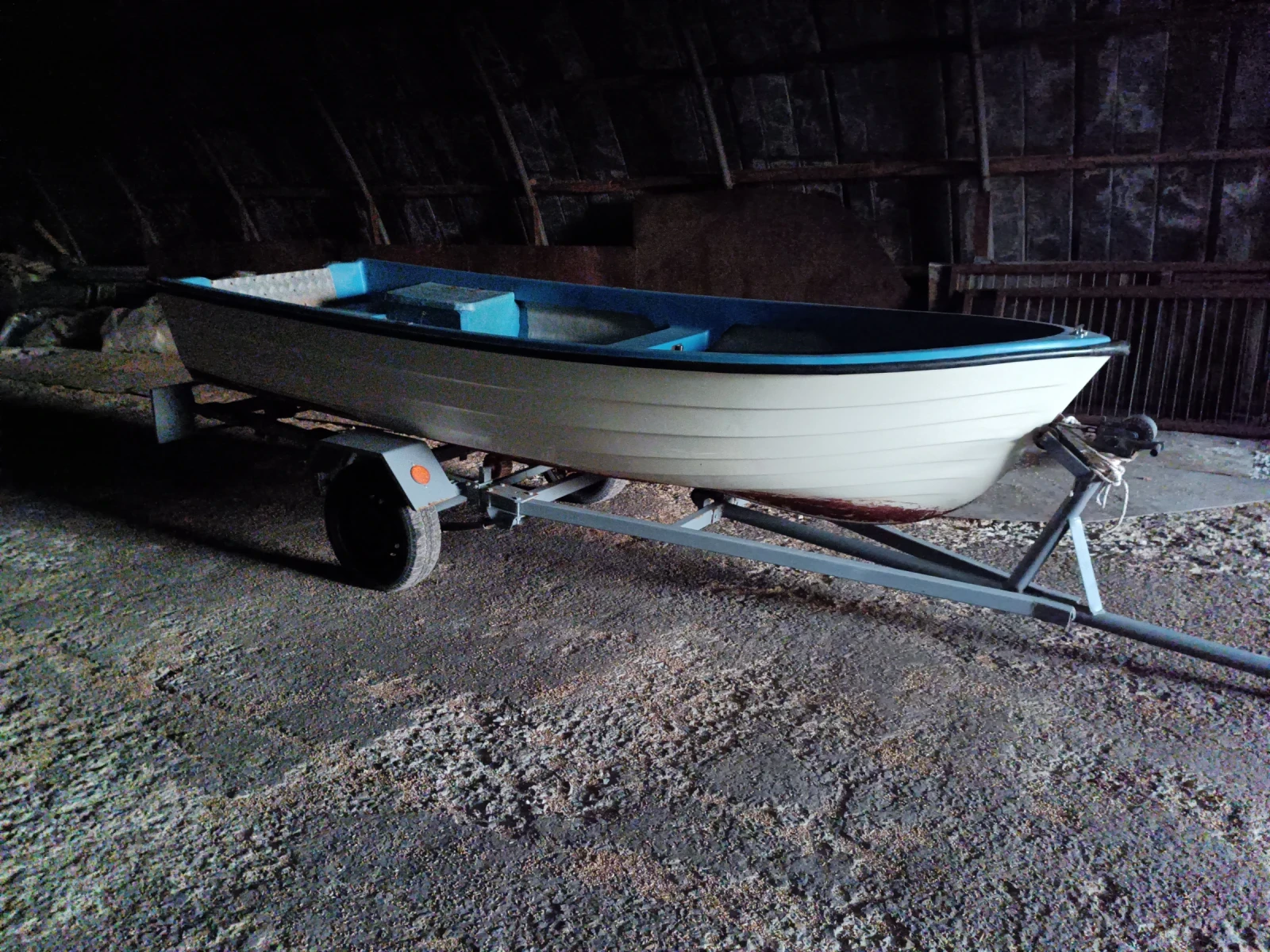 Лодка Собствено производство, снимка 4 - Воден транспорт - 53978991