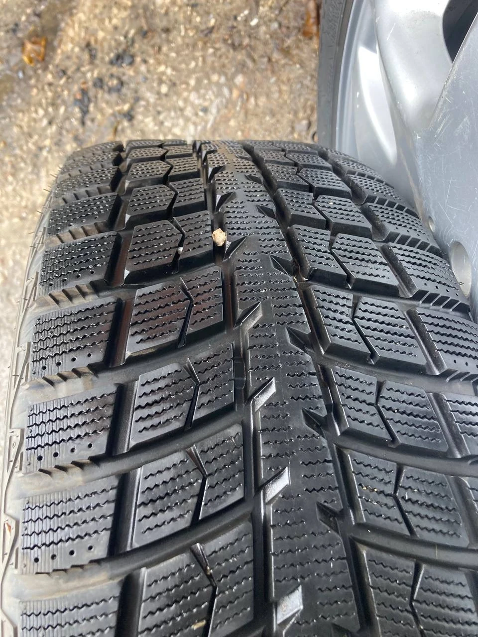    245/45R17  Mercedes-Benz E 320 | Mobile.bg   9