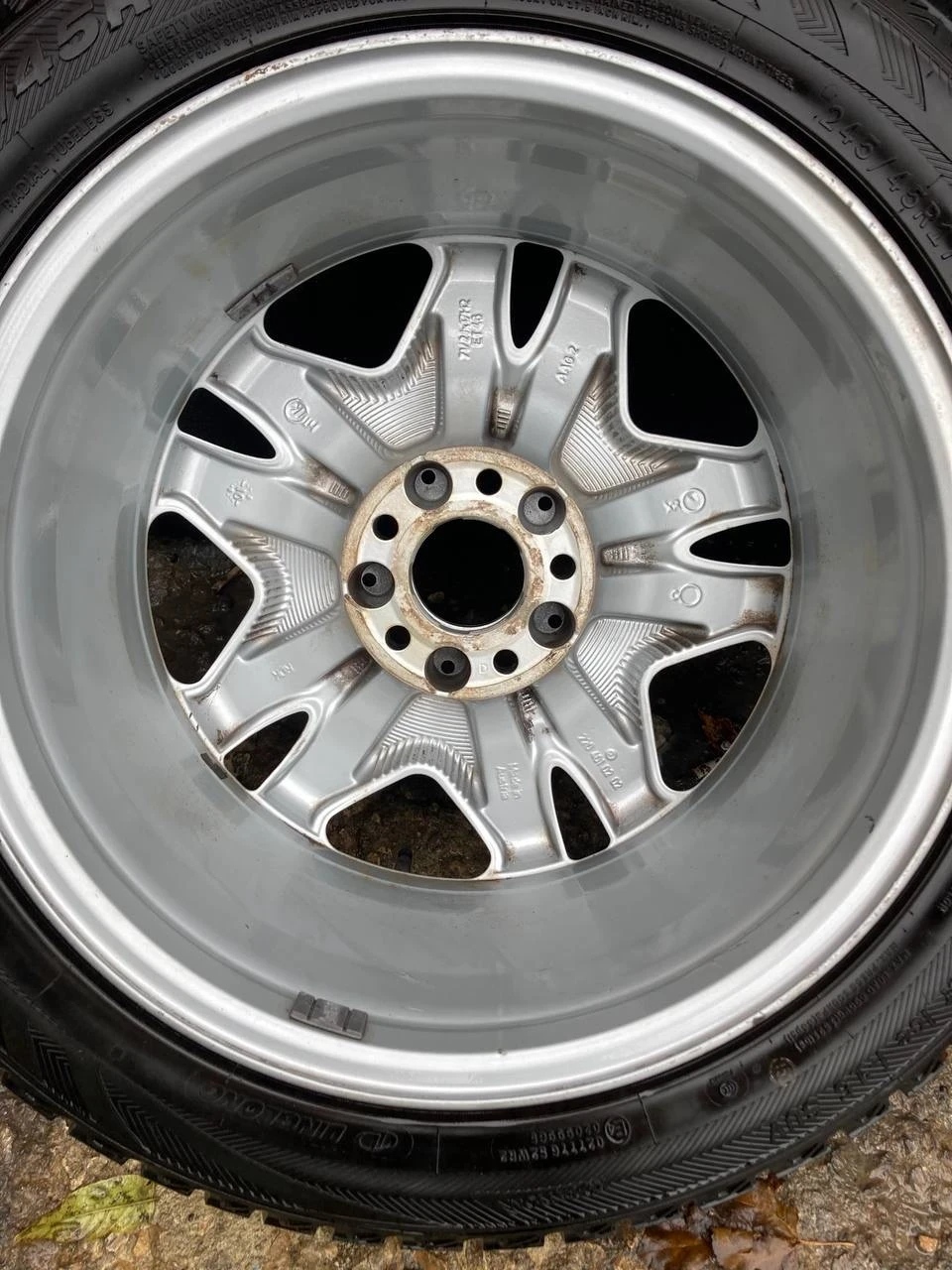    245/45R17  Mercedes-Benz E 320 | Mobile.bg   3