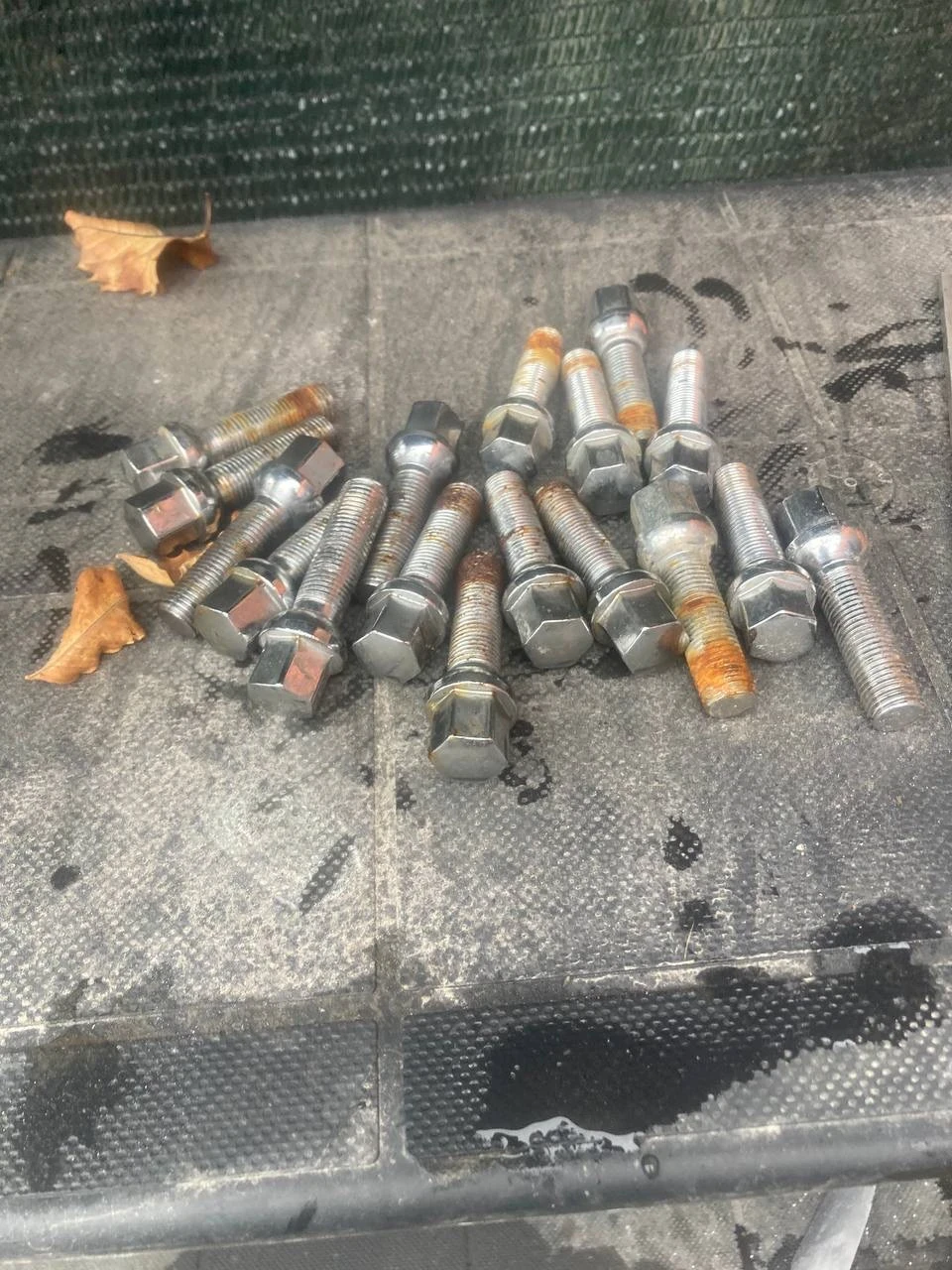    245/45R17  Mercedes-Benz E 320 | Mobile.bg   6