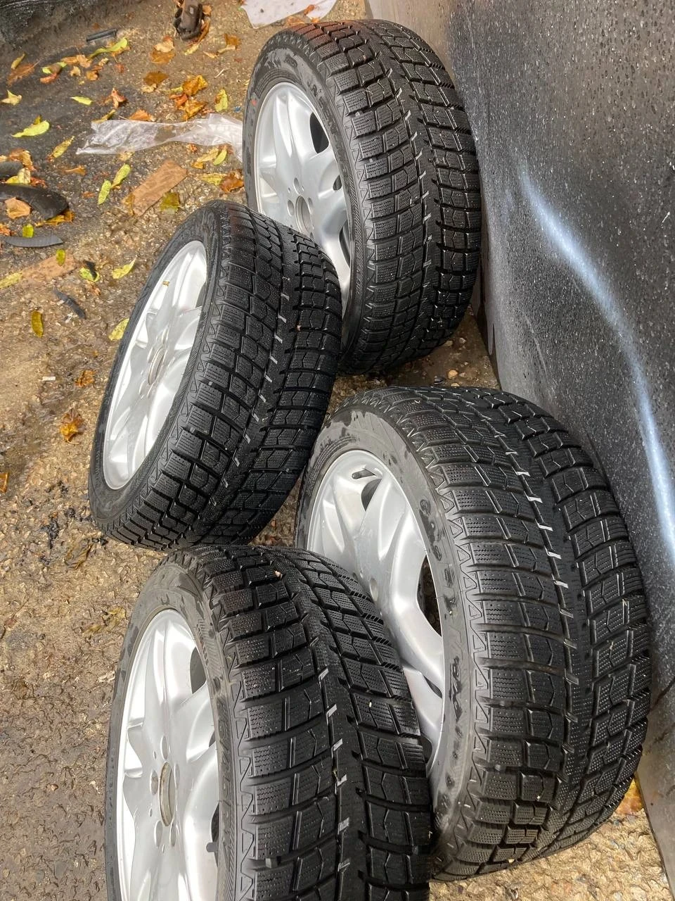    245/45R17  Mercedes-Benz E 320 | Mobile.bg   2