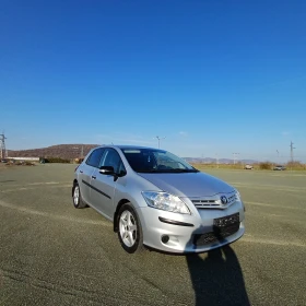 Toyota Auris, снимка 2