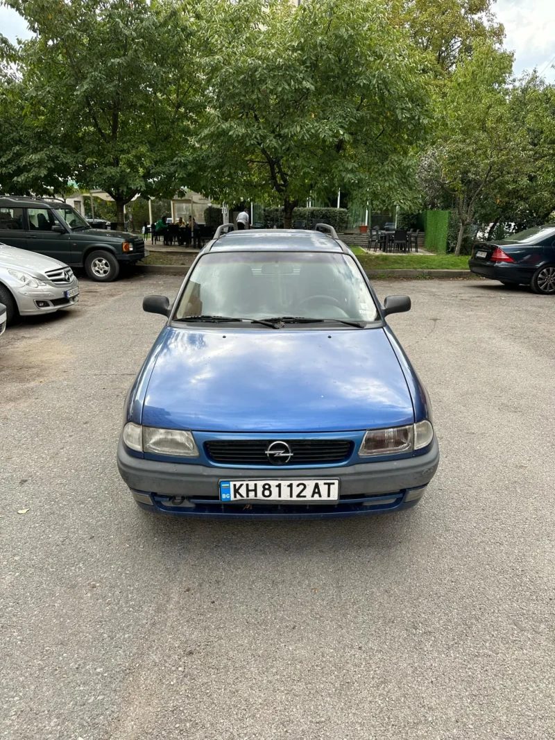 Opel Astra 1.6 i, снимка 2 - Автомобили и джипове - 47387570