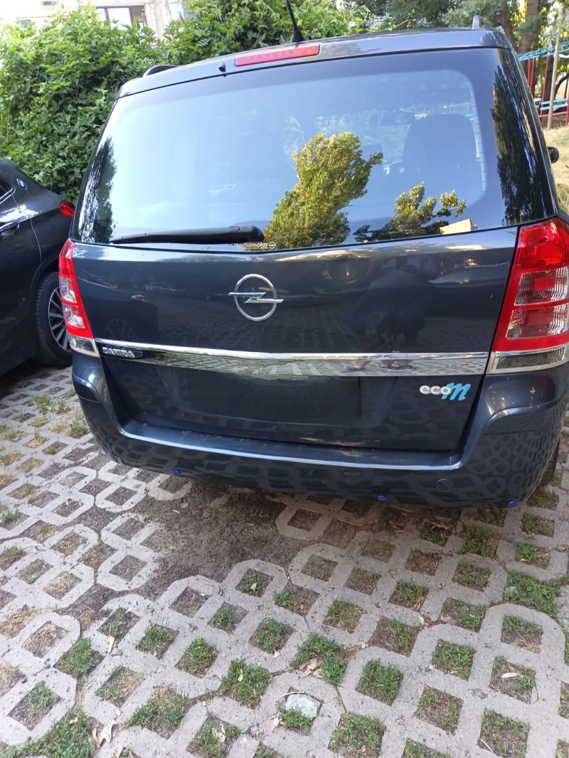 Opel Zafira B фабричен метан , снимка 11 - Автомобили и джипове - 47454891