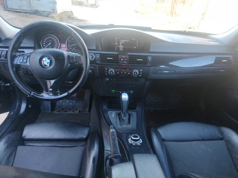 BMW 325 3.0xi Facelift , снимка 8 - Автомобили и джипове - 48451849