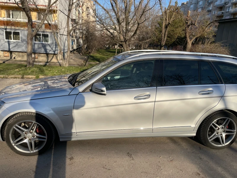 Mercedes-Benz C 220, снимка 2 - Автомобили и джипове - 48558261