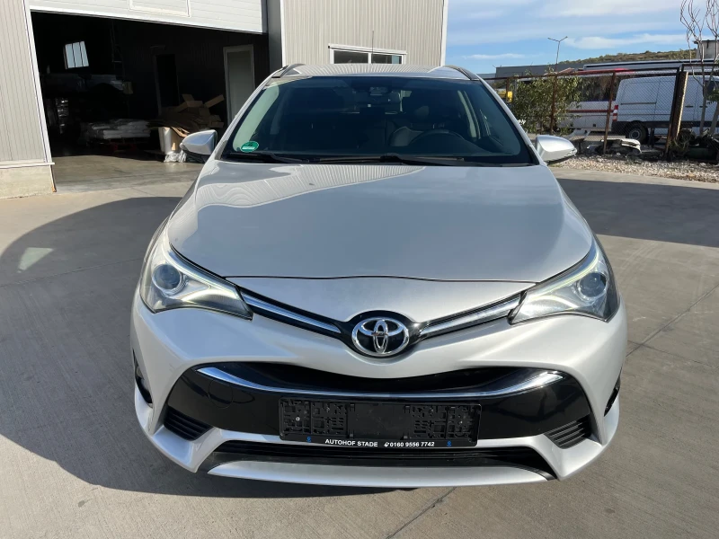 Toyota Avensis 1.8 WWTI Edition S, снимка 7 - Автомобили и джипове - 49256180