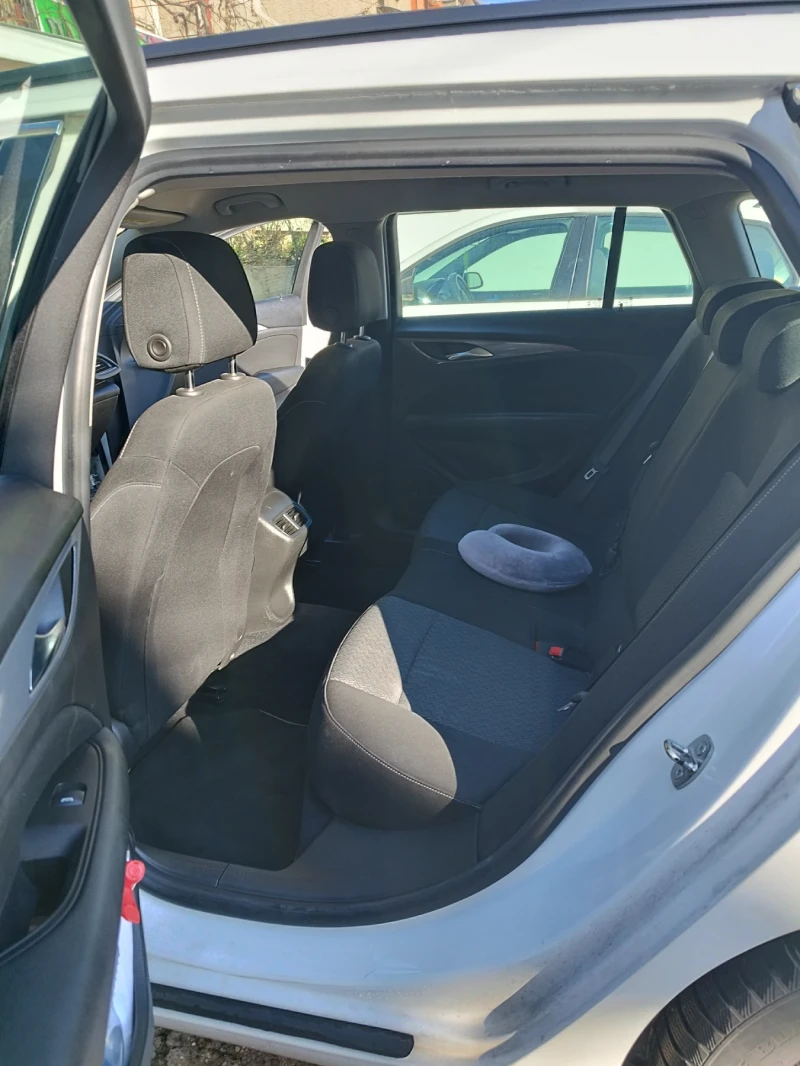 Opel Insignia 1, 6 CDTI Grand Sport , снимка 17 - Автомобили и джипове - 51997188