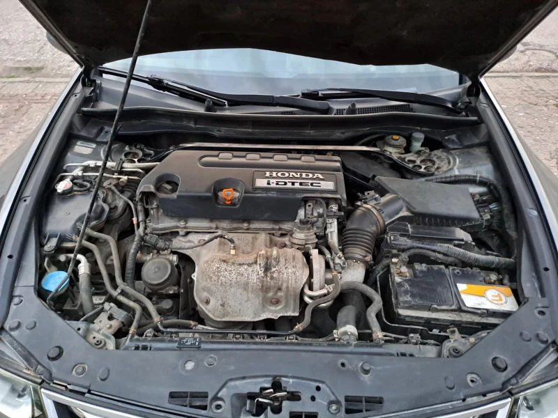 Honda Accord EXECUTIVE 2.2 I-DTEC, снимка 7 - Автомобили и джипове - 51892657