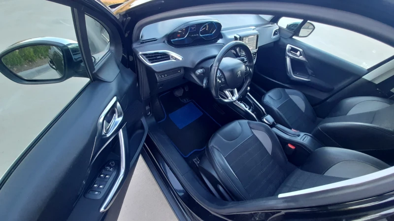 Peugeot 2008 1.6i - SWISS , снимка 9 - Автомобили и джипове - 50774395