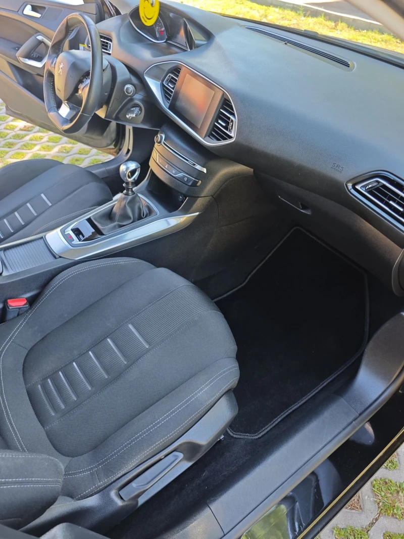 Peugeot 308 1.6 e-HDI 115k.c. Allure LED NAVI сервизна докумен, снимка 11 - Автомобили и джипове - 52672410