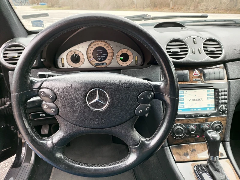 Mercedes-Benz CLK 320 avangard, снимка 5 - Автомобили и джипове - 52309045