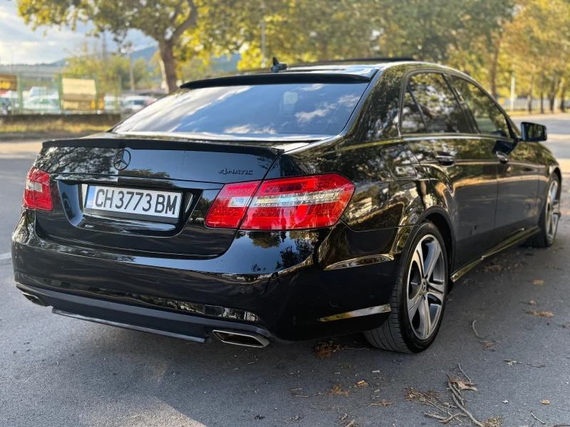 Mercedes-Benz E 350 ГАЗ* AMG-пакет* 4-MATIC* ПОДГРЕВ* АВТОПИЛОТ* Ел.Се, снимка 2 - Автомобили и джипове - 52000739