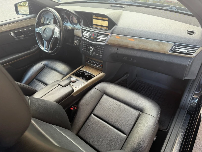 Mercedes-Benz E 350 ГАЗ* AMG-пакет* 4-MATIC* ПОДГРЕВ* АВТОПИЛОТ* Ел.Се, снимка 15 - Автомобили и джипове - 52000739