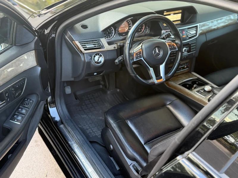 Mercedes-Benz E 350 ГАЗ* AMG-пакет* 4-MATIC* ПОДГРЕВ* АВТОПИЛОТ* Ел.Се, снимка 9 - Автомобили и джипове - 52000739